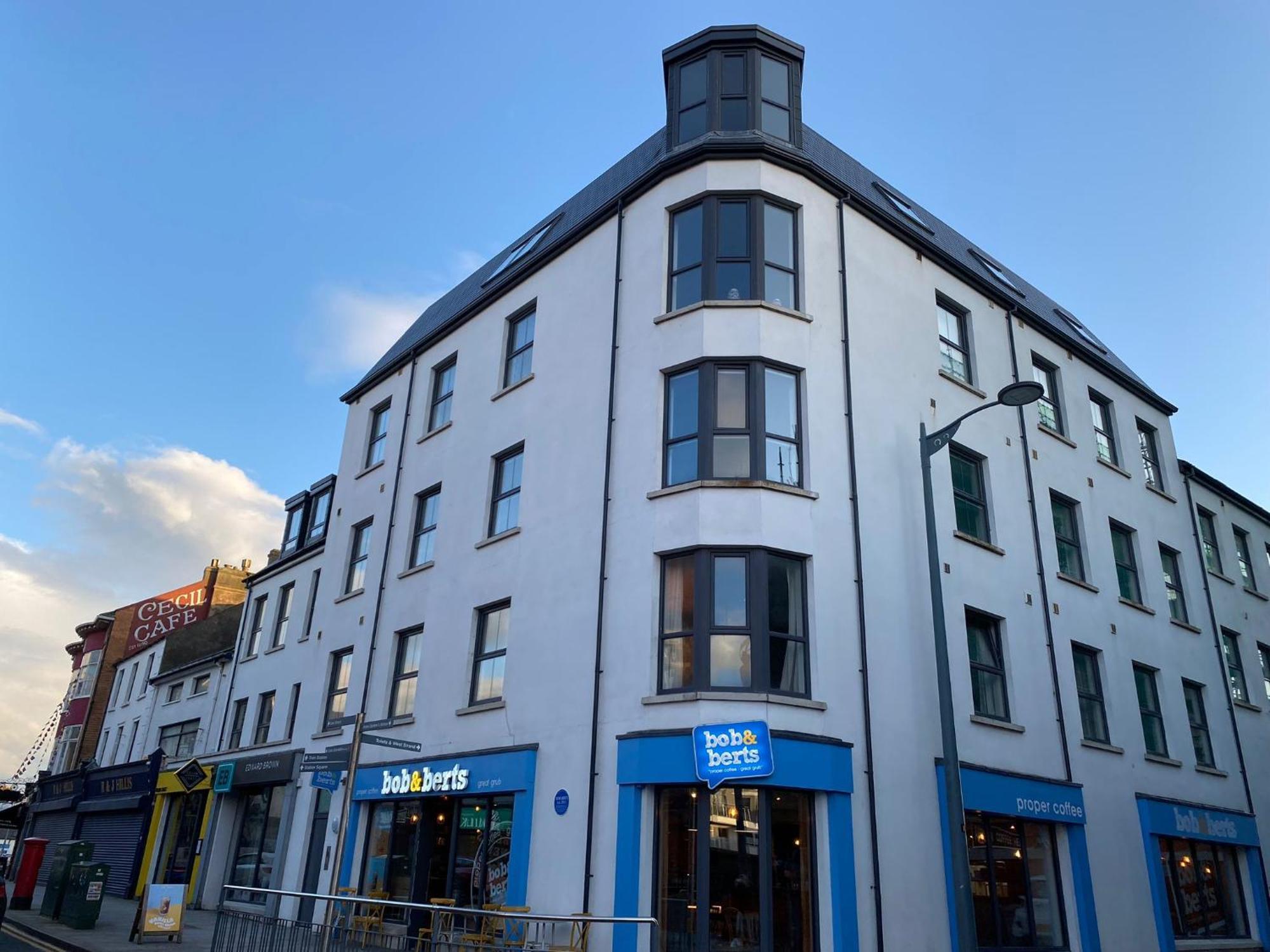 Coastal Links, Main Street Portrush, 1 To 5 Guests *